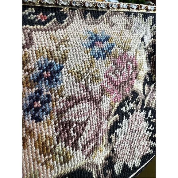 Vintage Petite Point Embroidered Needlepoint Floral Regency Core Petite Point Ha - Picture 8 of 10